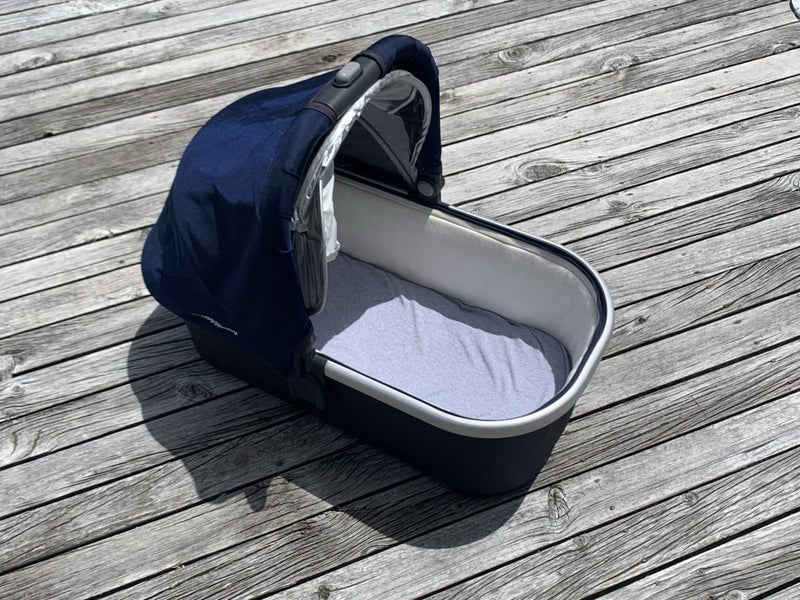 UPPAbaby Bassinet Carousel 1
