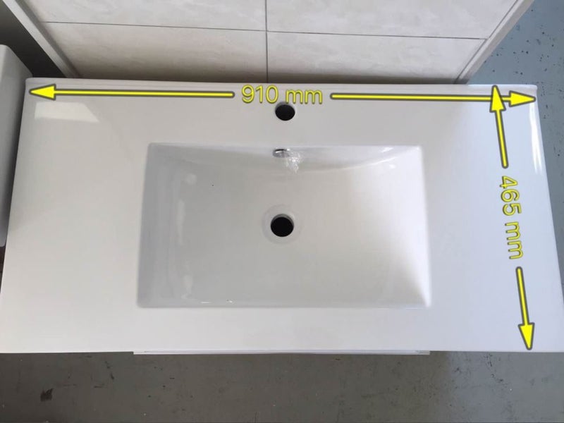 Vanity TB900M, 900mm floor standing----Plywood Dark Wood Color Carousel 6