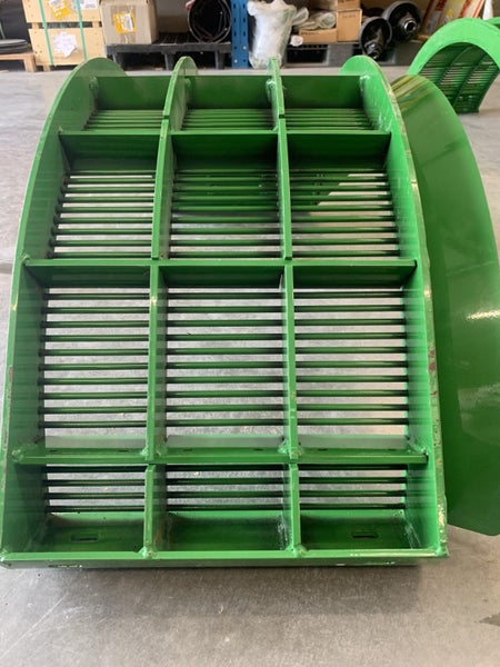 John Deere Mini Round Bar Concave Carousel 2