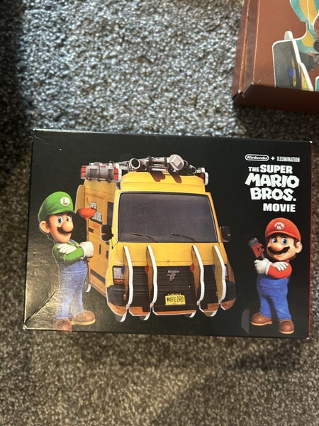 McDonald's The Super Mario Bros Movie 3D Puzzle - Mario & Luigi Van Carousel 1