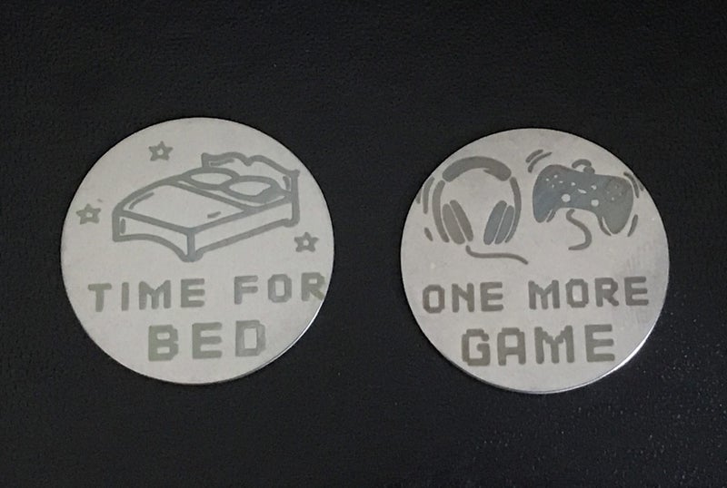 ** GAMERS - DECISION FLIP COIN ** Gaming - One More Game / Time For Bed (1pc) Carousel 1