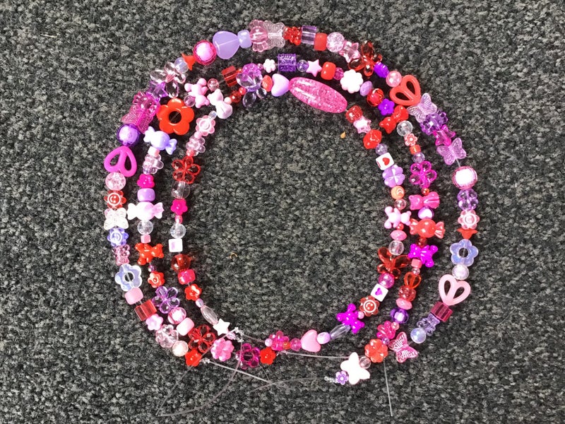 Pink, Purple & Red Acrylic Bead Mixture628638676979221128