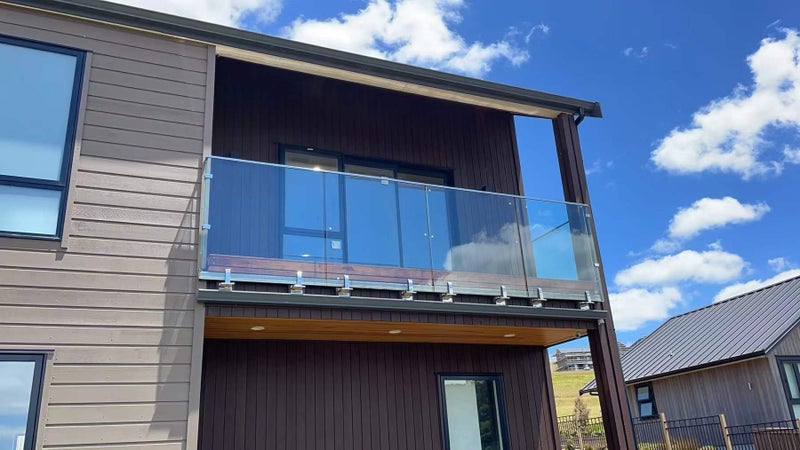 12mm Toughened Glass Panel For Balustrade per m² Carousel 1