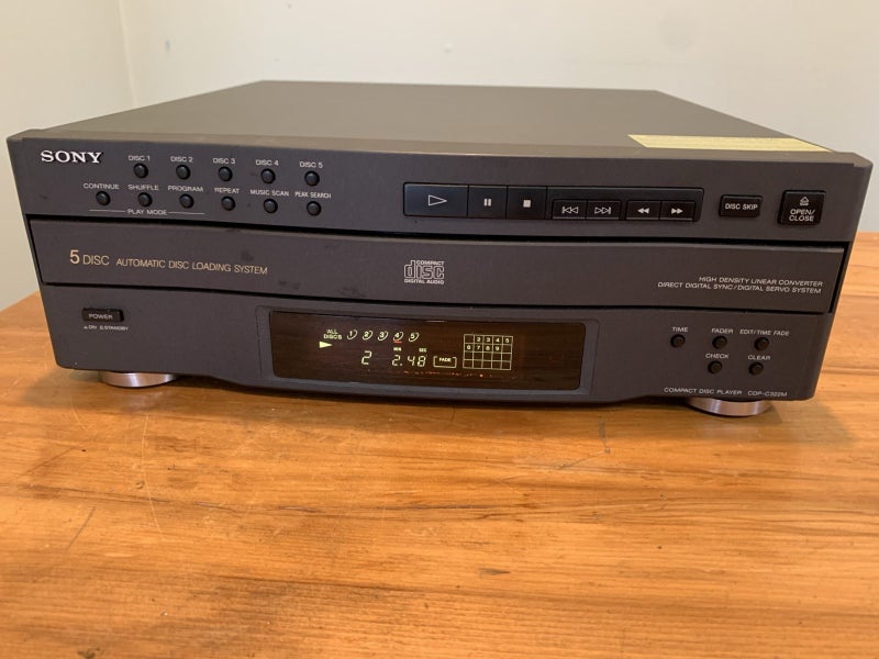 Tidy Sony CDP-C322M CD Player - Excellent Condition Carousel 2