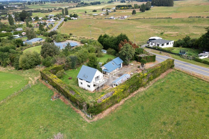 Image 2 of 29