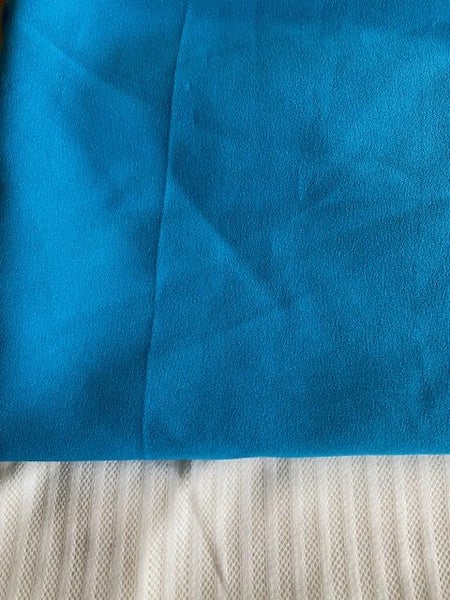 Turquoise blue crepe fabric (1m) Carousel 1