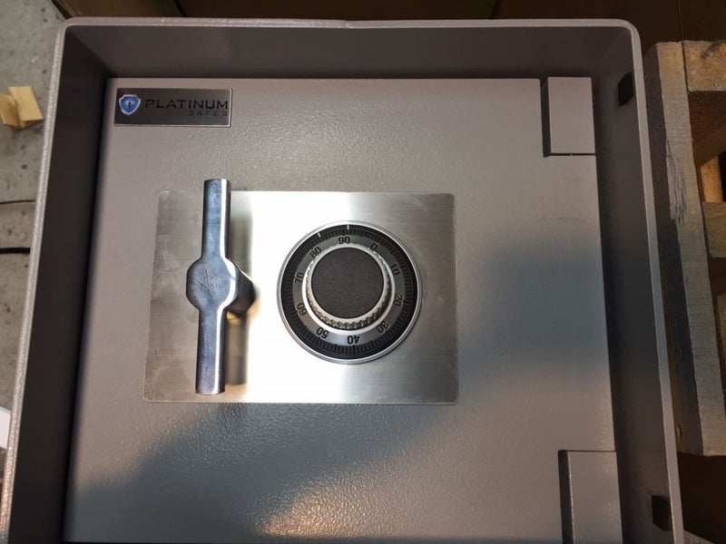 Platinum Floor Safe FL3 Carousel 1