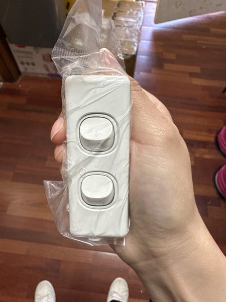 ARCHITRAVE SWITCH EXCEL DOUBLE LIGHT SWITCH 240V WHITE Carousel 1