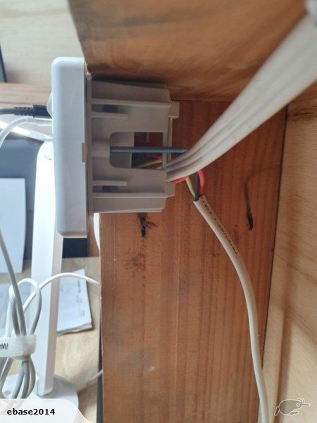 USB DOUBLE POWER POINT HORIZONTAL Carousel 3
