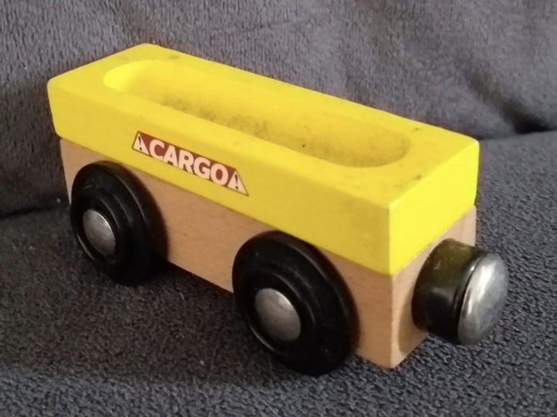 Magnetic train carriage Carousel 1