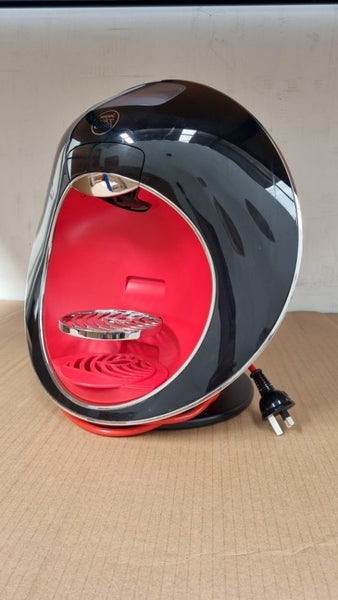 Nescafe Dolce Gusto Majesto Coffee Machine - Black Carousel 2