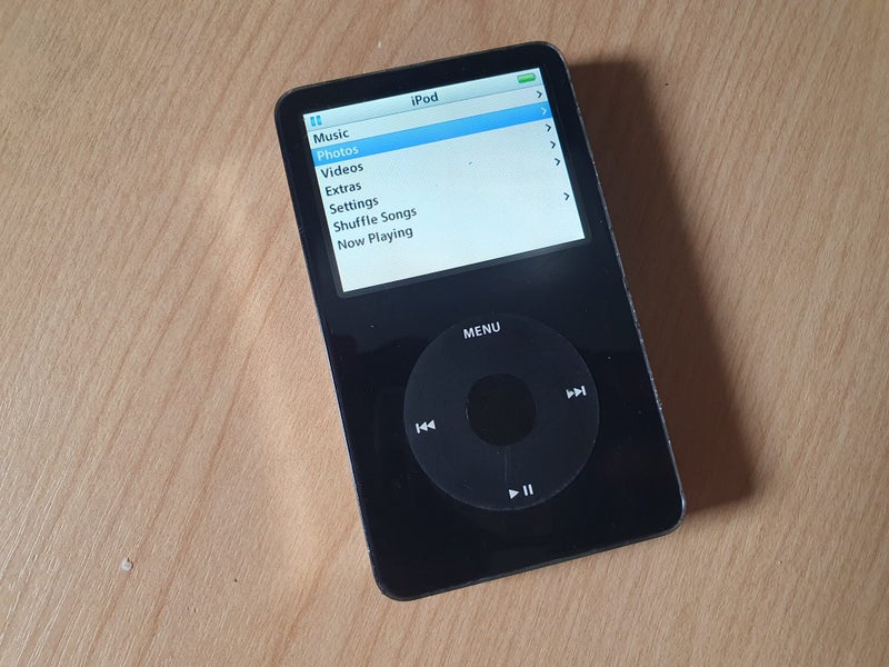 iPod Classic 5th Gen 128gb Carousel 2