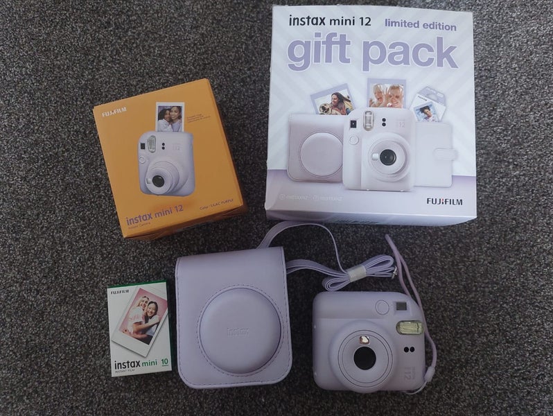 Instax Gift Pack Instant Camera, Cover and 10 x film Near New Carousel 2