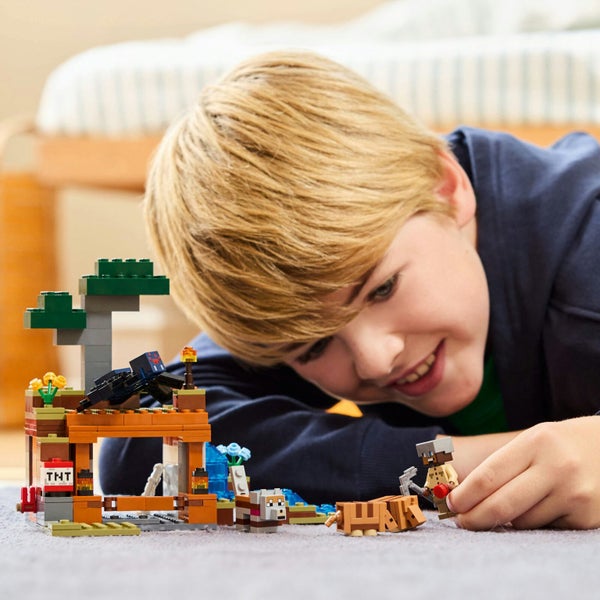 LEGO Minecraft: The Armadillo Mine Expedition - (21269) Carousel 2