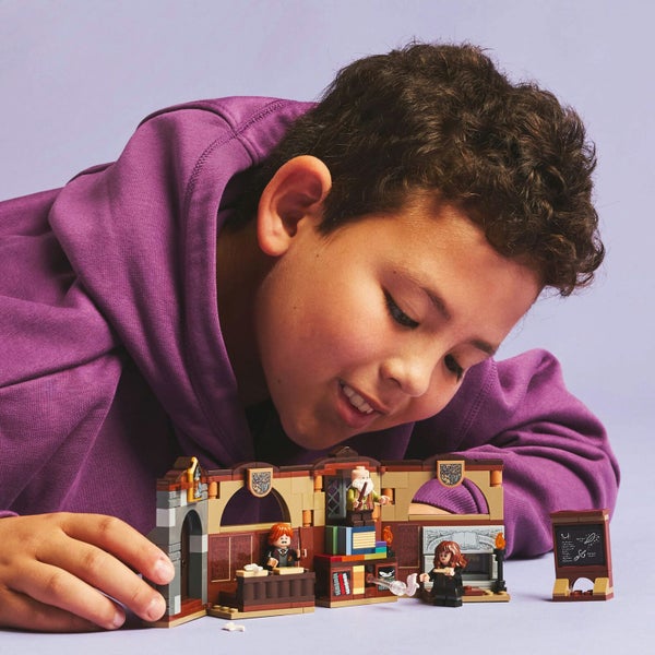 LEGO Harry Potter: Hogwarts Castle: Charms Class - (76442) Carousel 2
