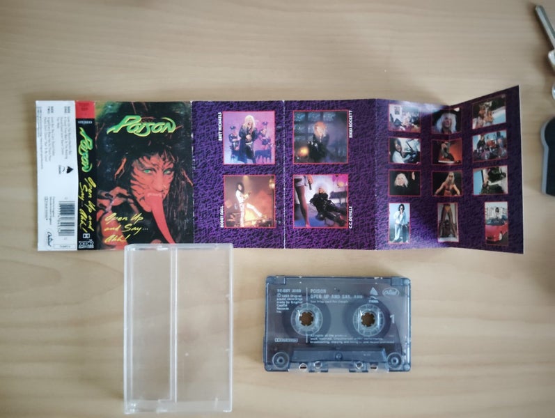 Poison - Open Up and Say... Ahh! (Tape) Carousel 3