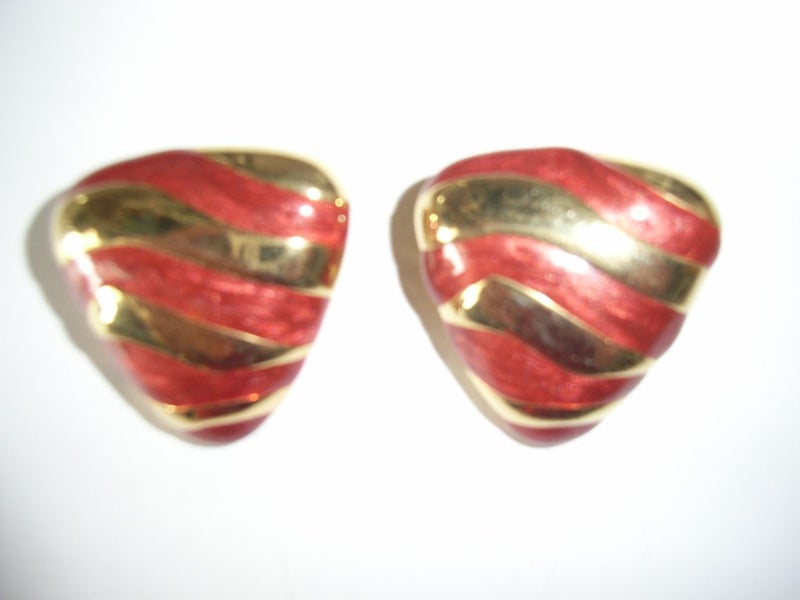 Beautiful Inverted Triangle Clip Earrings Carousel 1