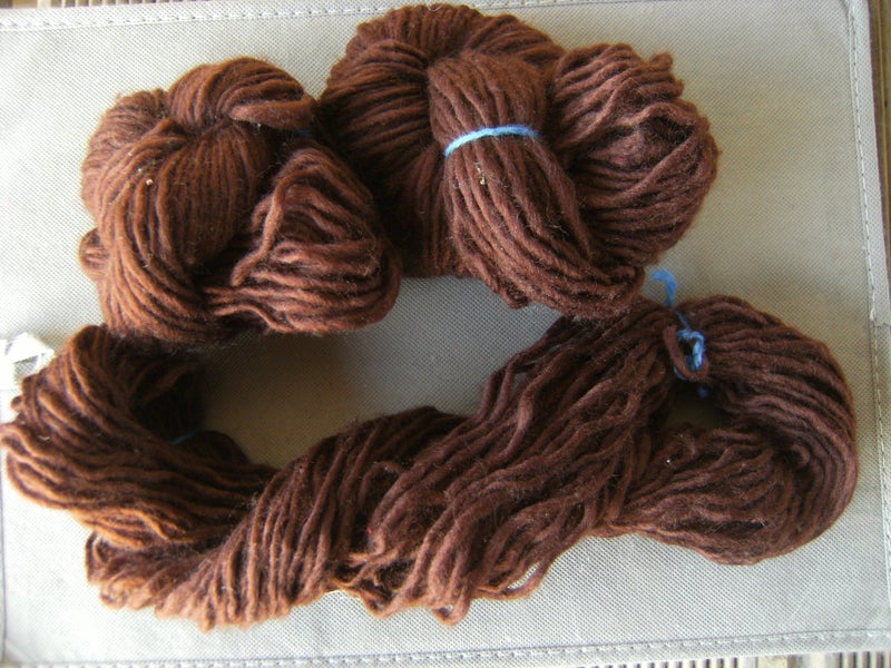 Knitting yarn - brown skeins 120gm Ref Jac28 Carousel 1