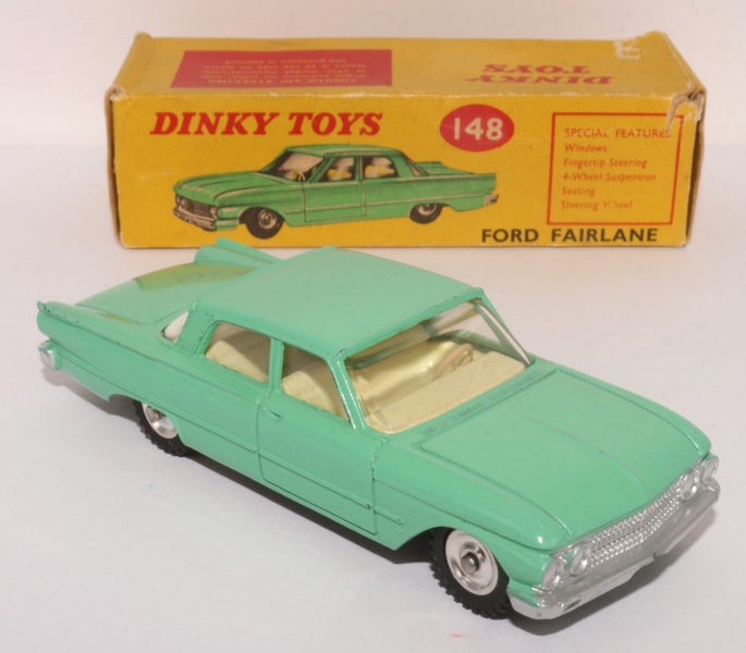 Dinky Toy - One of Many I'm Listing - Ford Fairlane Carousel 1