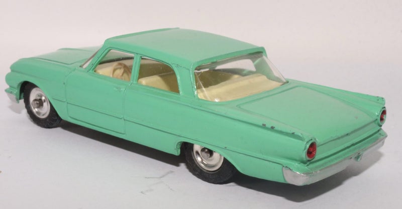 Dinky Toy - One of Many I'm Listing - Ford Fairlane Carousel 2