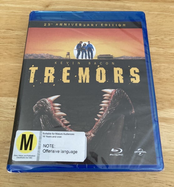 Tremors - 25th Anniversary Edition (blu-ray, new) Carousel 1