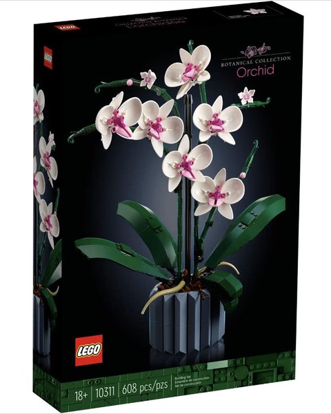 LEGO Icons Orchid 10311 Carousel 1
