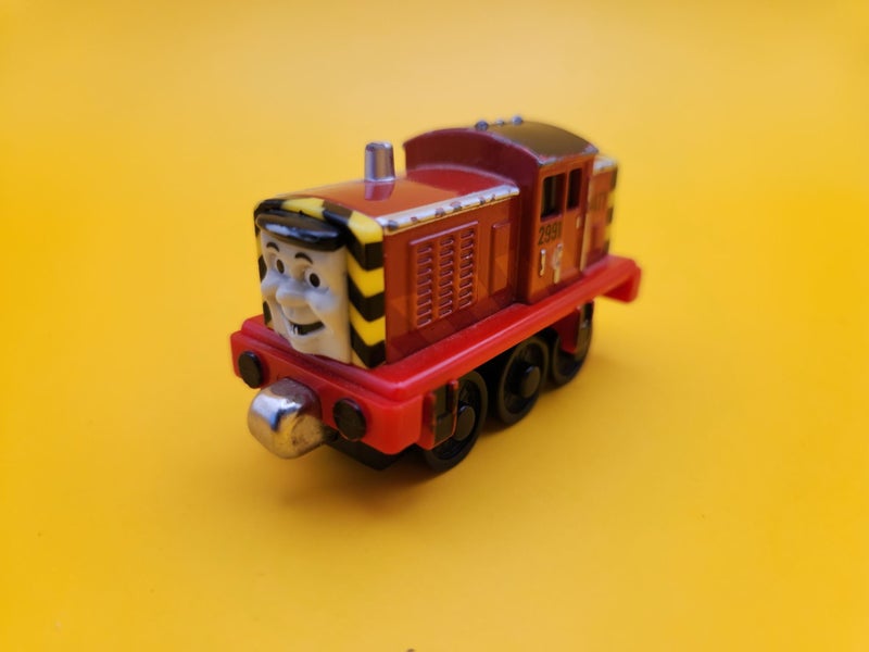Salty - Thomas and Friends Train Carousel 1