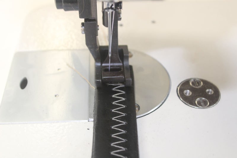 ZIG ZAG WALKING FOOT INDUSTRIAL SEWING MACHINE SPECIAL 20 % OFF Carousel 4