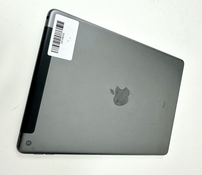 iPad 8 (10.2") 8th Gen 128GB A2429 Wifi + Cellular Space Grey LTE - Excellent Carousel 7