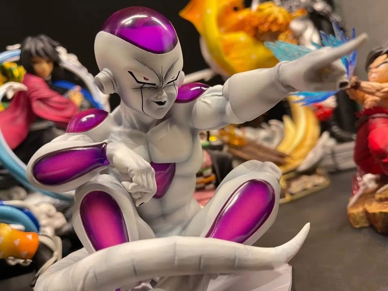 13CM NEW Dragon Ball Z Frieza Action Figure, White & Purple Model Doll Toys Carousel 2
