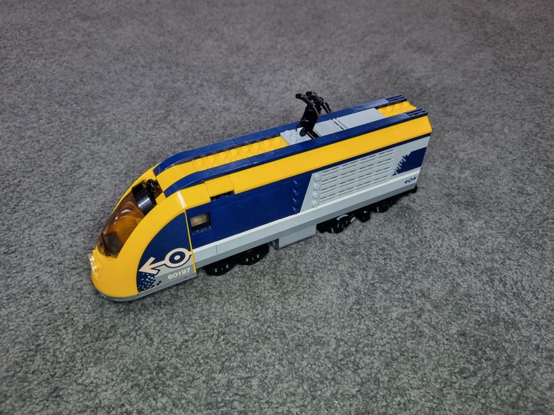 60197 Lego CIty RC Passenger Train Rear Trailing Locomotive - No Power Functions Carousel 2