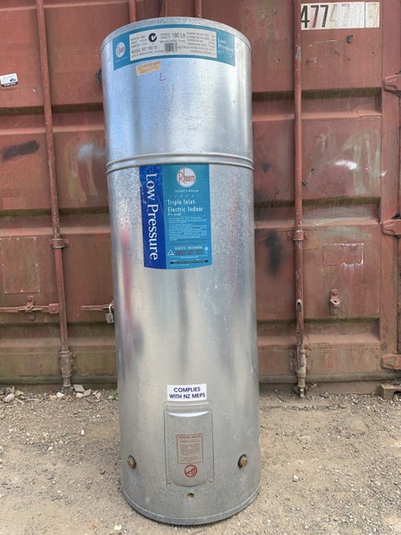 RHEEM LP 180 LTRS 2003 Carousel 1