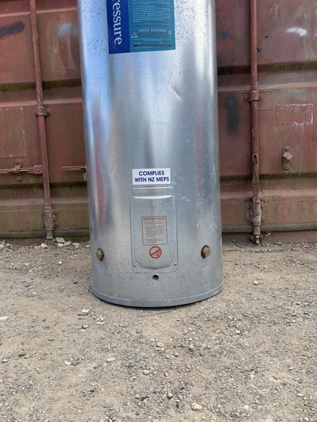 RHEEM LP 180 LTRS 2003 Carousel 5