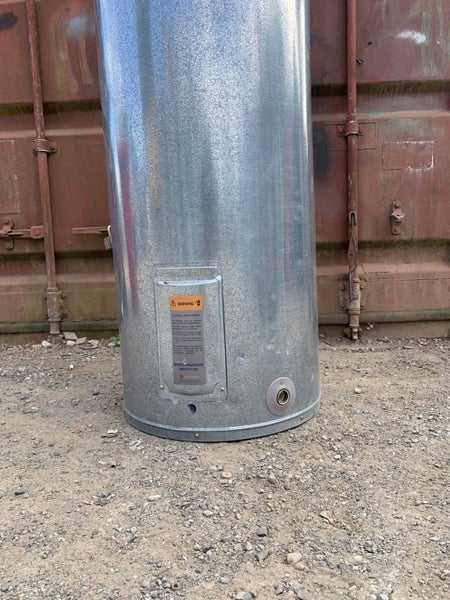 RHEEM MP 180 LTRS 2013 to 2015 Carousel 1