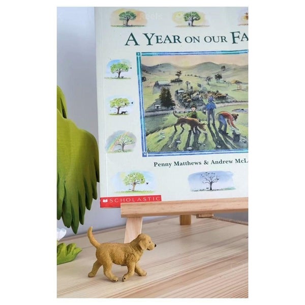 Safari Ltd Golden Retriever Puppy Carousel 5