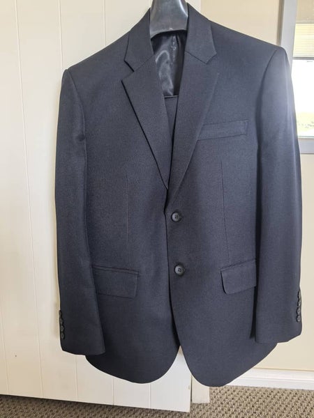 MEN SUIT-HAND TAILORED Carousel 1
