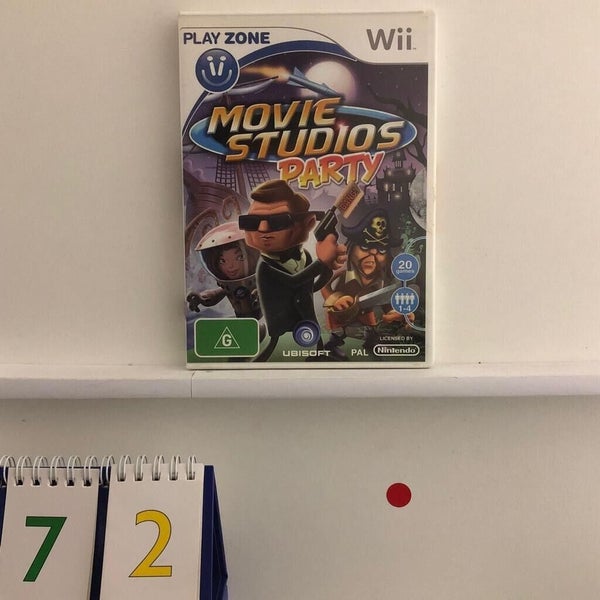 Movie Studios Party Nintendo Wii Game + Manual PAL Carousel 1