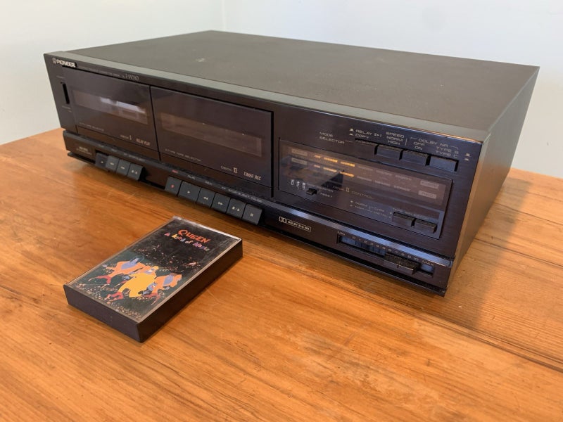Lovely Pioneer CT-W310 Cassette Deck - Working Well! Carousel 1