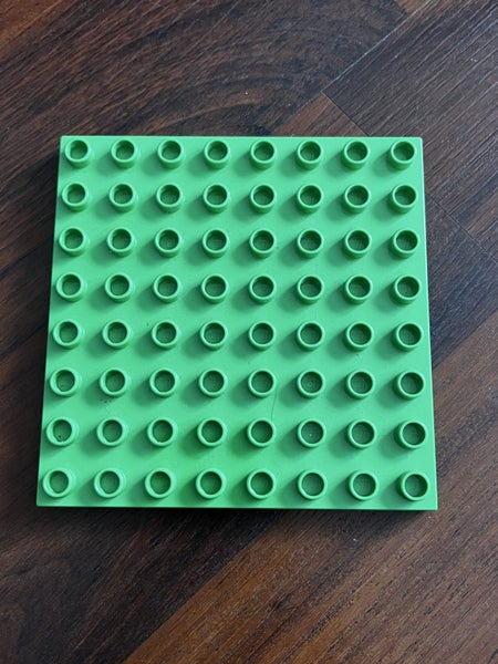 LEGO DUPLO® - 1 green 8 x 8 stud Building Plate Carousel 1