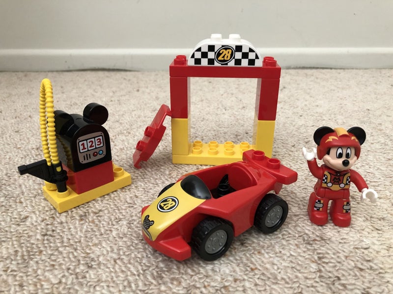 LEGO DUPLO® - Mickey Racer 10843 Carousel 1