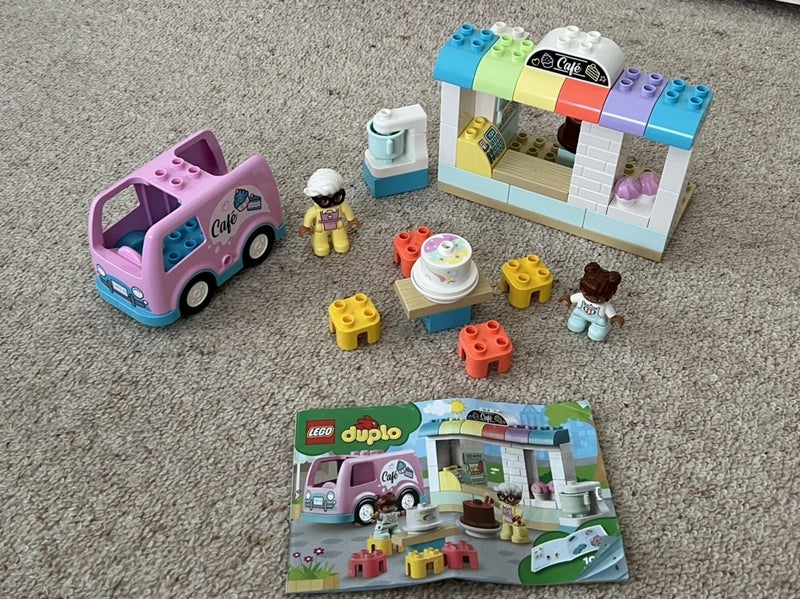 LEGO DUPLO® - Bakery 10928 Carousel 1