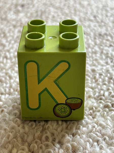 LEGO DUPLO® - 1 Lime,Brick 2 x 2 x 2 with Letter K and Kiwi Pattern Carousel 1