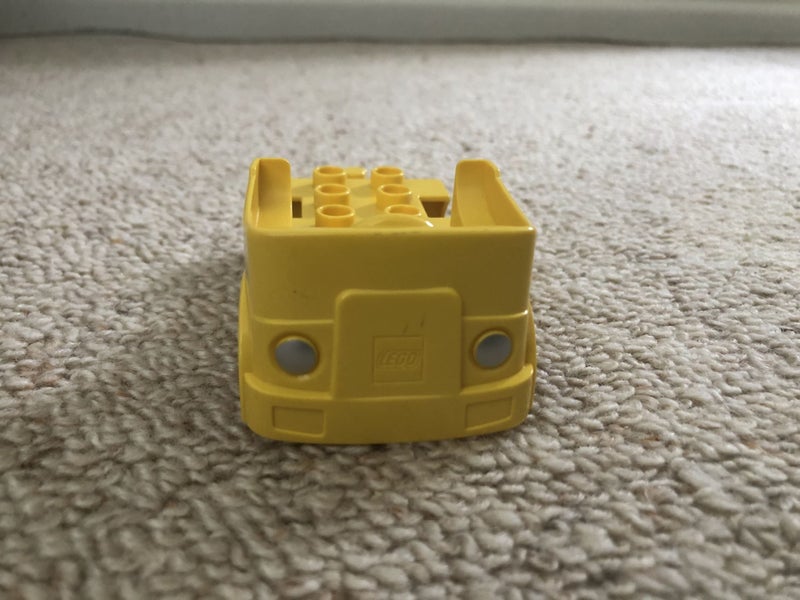 LEGO DUPLO® - Car Body Truck and Silver Headlights on Front Pattern Carousel 2