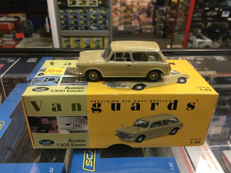 1/43 LLEDO VANGUARDS AUSTIN 1300 ESTATE - ELPASSO BIEGE #VA05601 Carousel 2