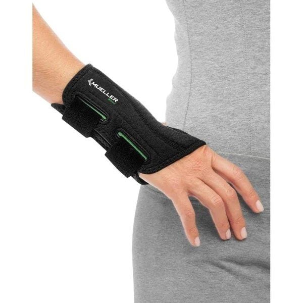 Mueller Green Fitted Wrist Brace Carousel 1