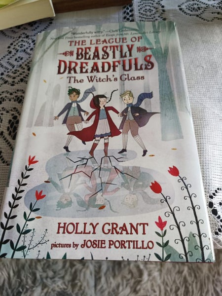 $1NR HOLLY GRANT - THE LEAGUE OF BEASTLY DREADFULS THE. WITCH'S GLASS Carousel 1