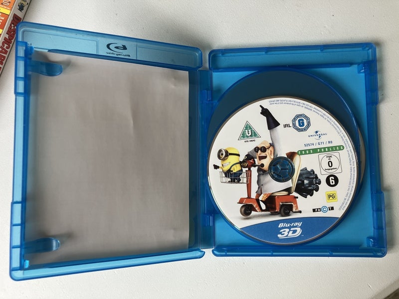 Despicable Me (Blu Ray + Blu Ray 3D) Carousel 2