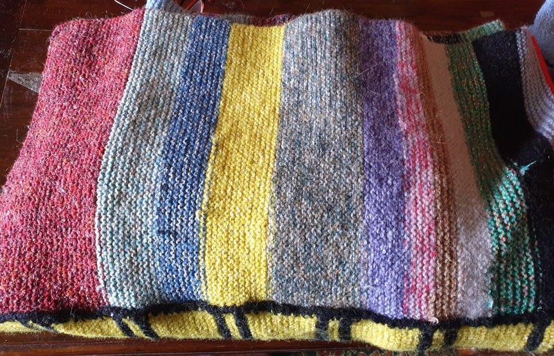 Vintage Hand Knitted Wool Blanket Carousel 3