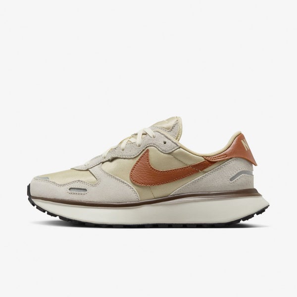 Nike Wmns Phoenix Waffle Beige Brown Women Casual Lifestyle Shoes FD2196-700 Carousel 2