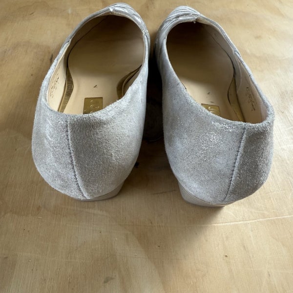 Gabor Embroidered Suede Heeled Shoes Says Size 7 more like a Size 9 Carousel 2